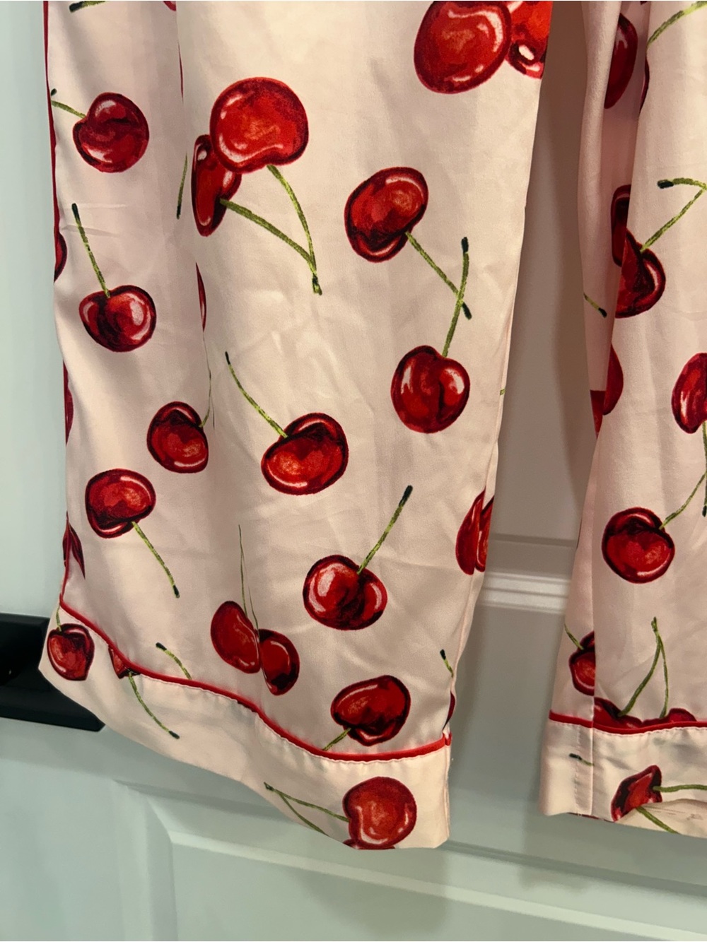 Victoria's Secret Pink Cherry-Print Long-Sleeve Pajama Set - Picture 9 of 10